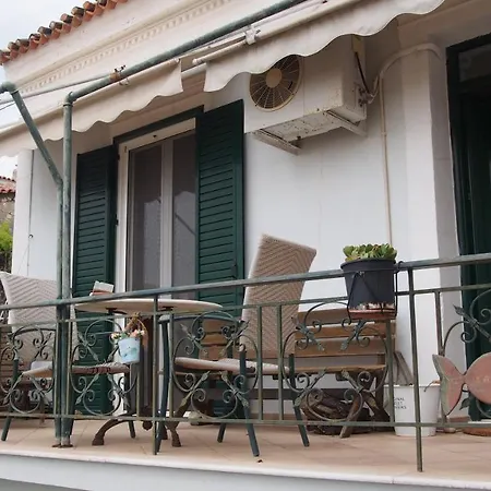 Apartament Maison Karamelaki *