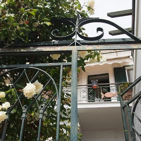 Maison Karamelaki * Naxos City
