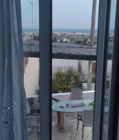 Maison Karamelaki Apartamento
